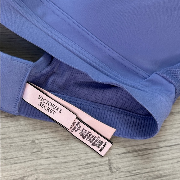 Victoria's Secret Purple Sports Bra - Picture 2 of 4